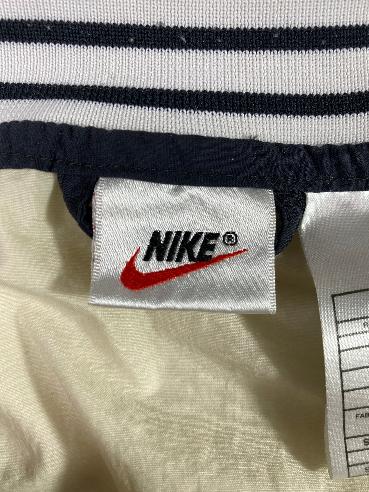 90's NIKE Size L Vintage Nylon Jacket / A2037