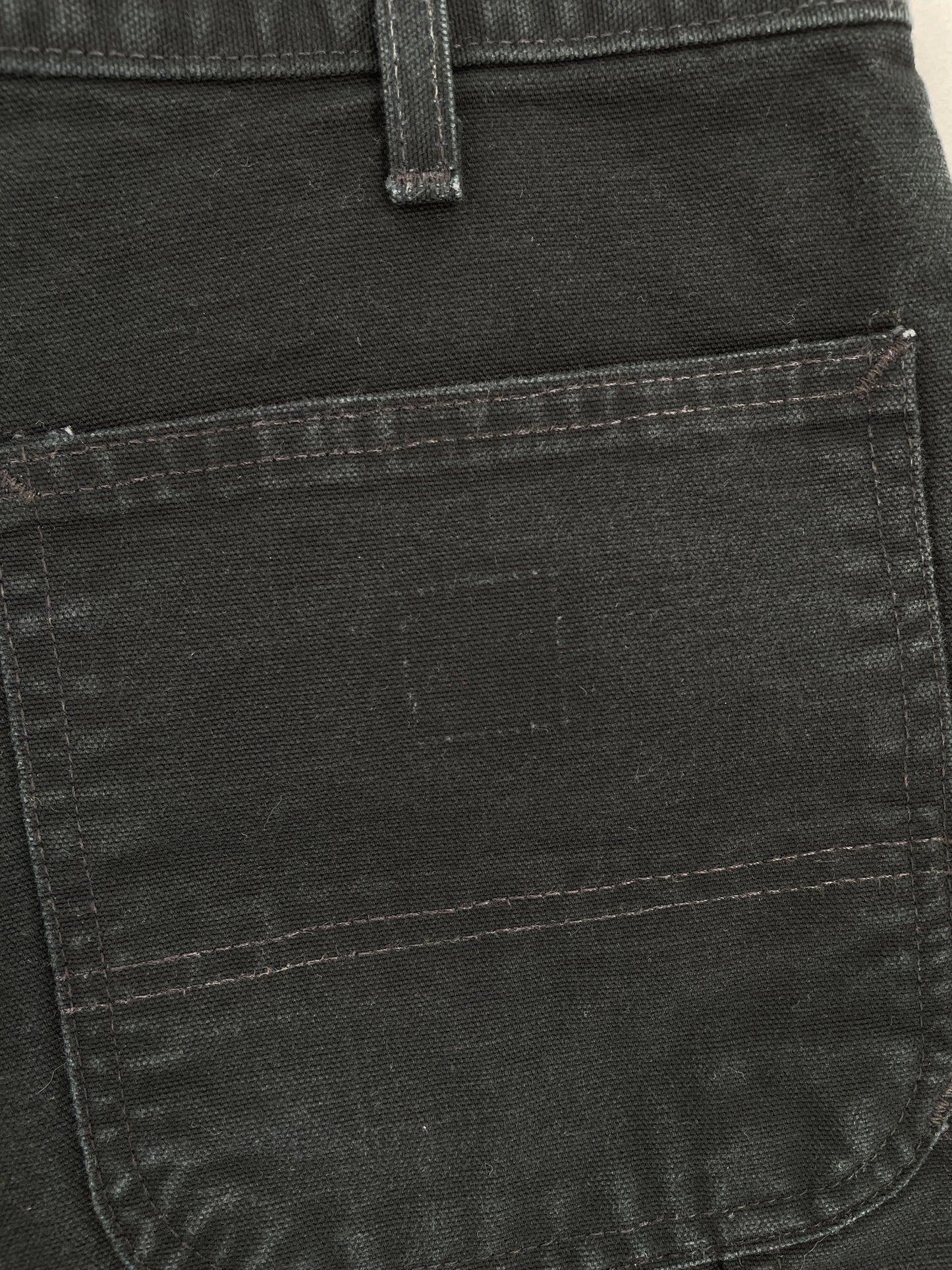 Vintage CARHARTT Size W33 Duck Shorts / A3564