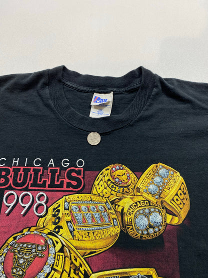 90’s Chicago Bulls Size XXL Vintage T-shirt   / 5973