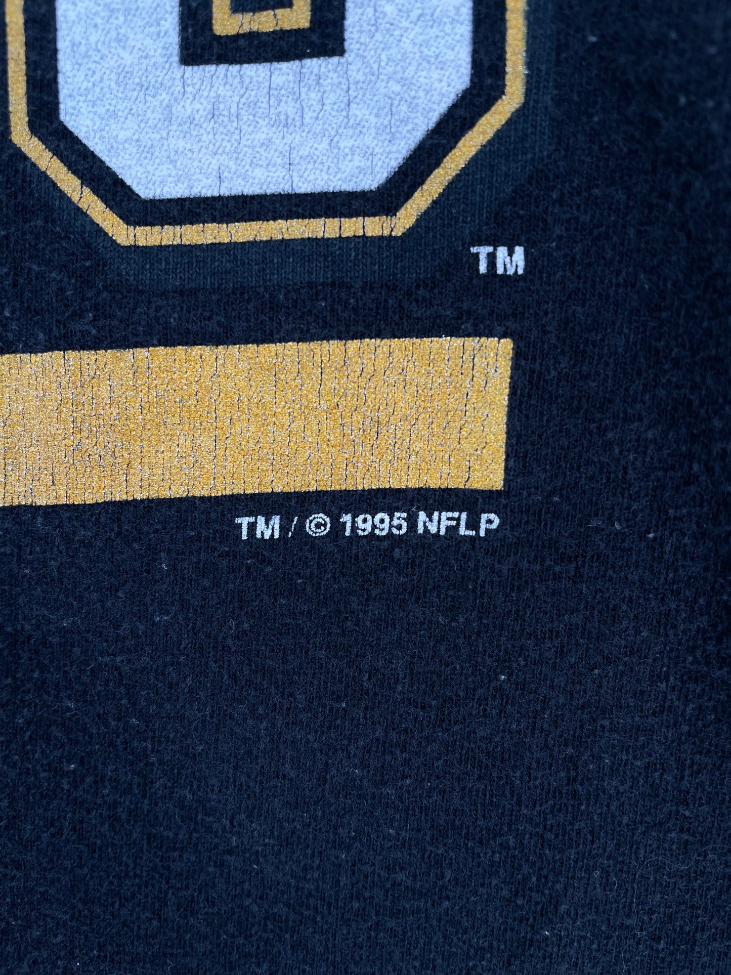 1995 SALEM x NEW ORLINS SAINTS Made in USA Size XXL Vintage NFL T-Shirt / A2228