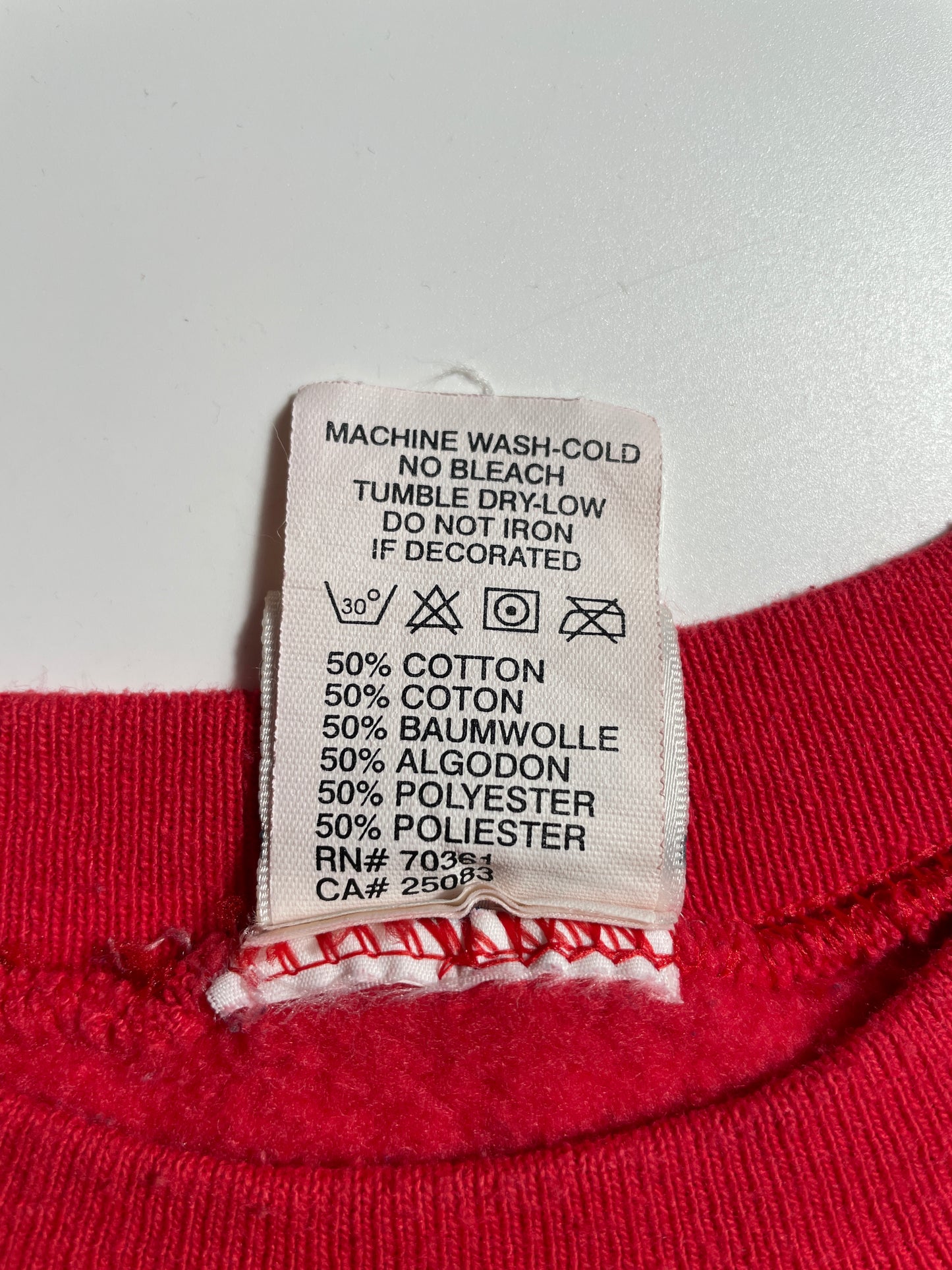 00’ DISNEY WINNIE THE POOH CHRISTMAS Made in USA Size L Vintage Sweat-shirt / E668