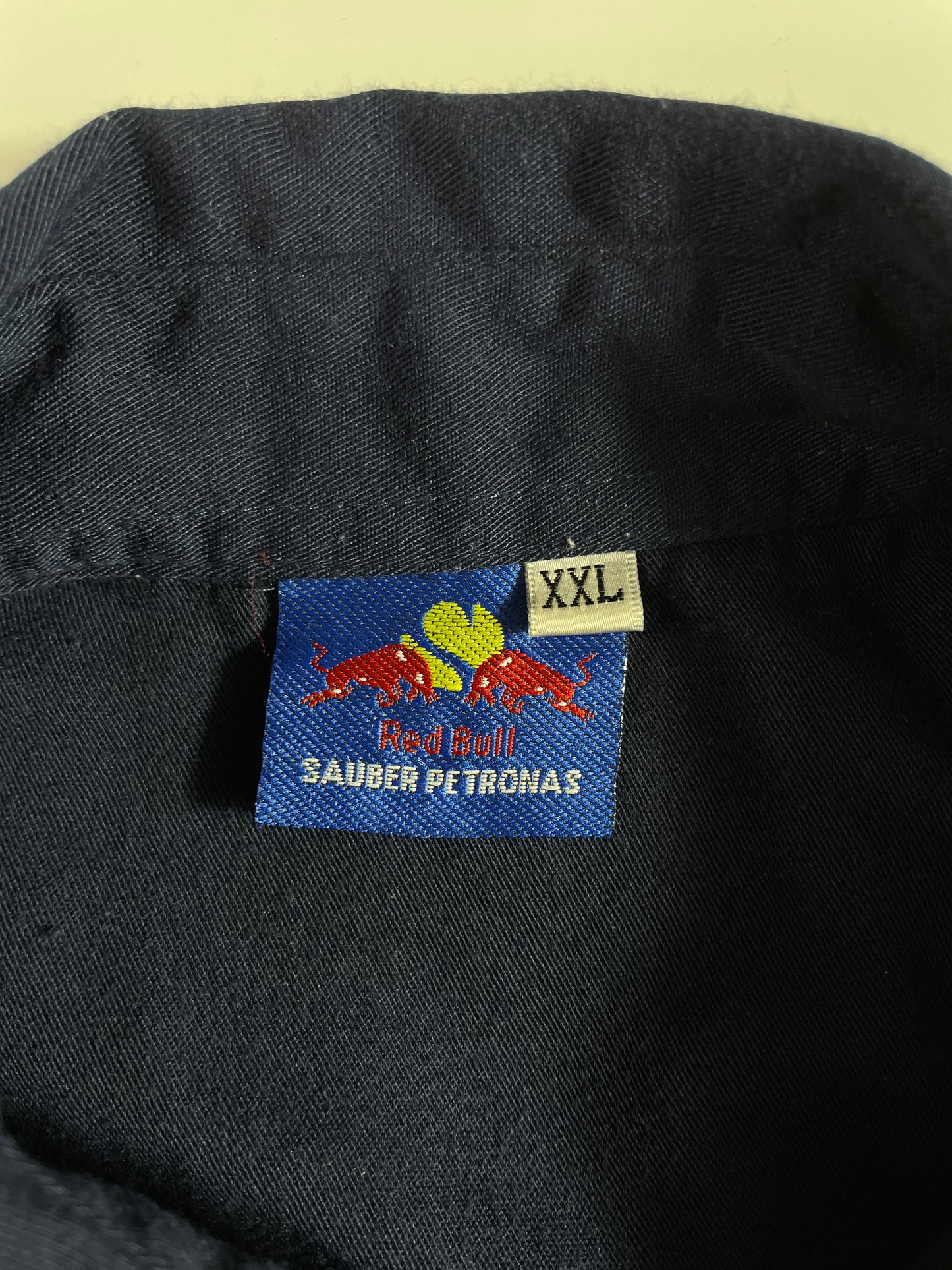 00' NASCAR x RED BULL Size XXL Vintage Racing Button down Shirt / A4112