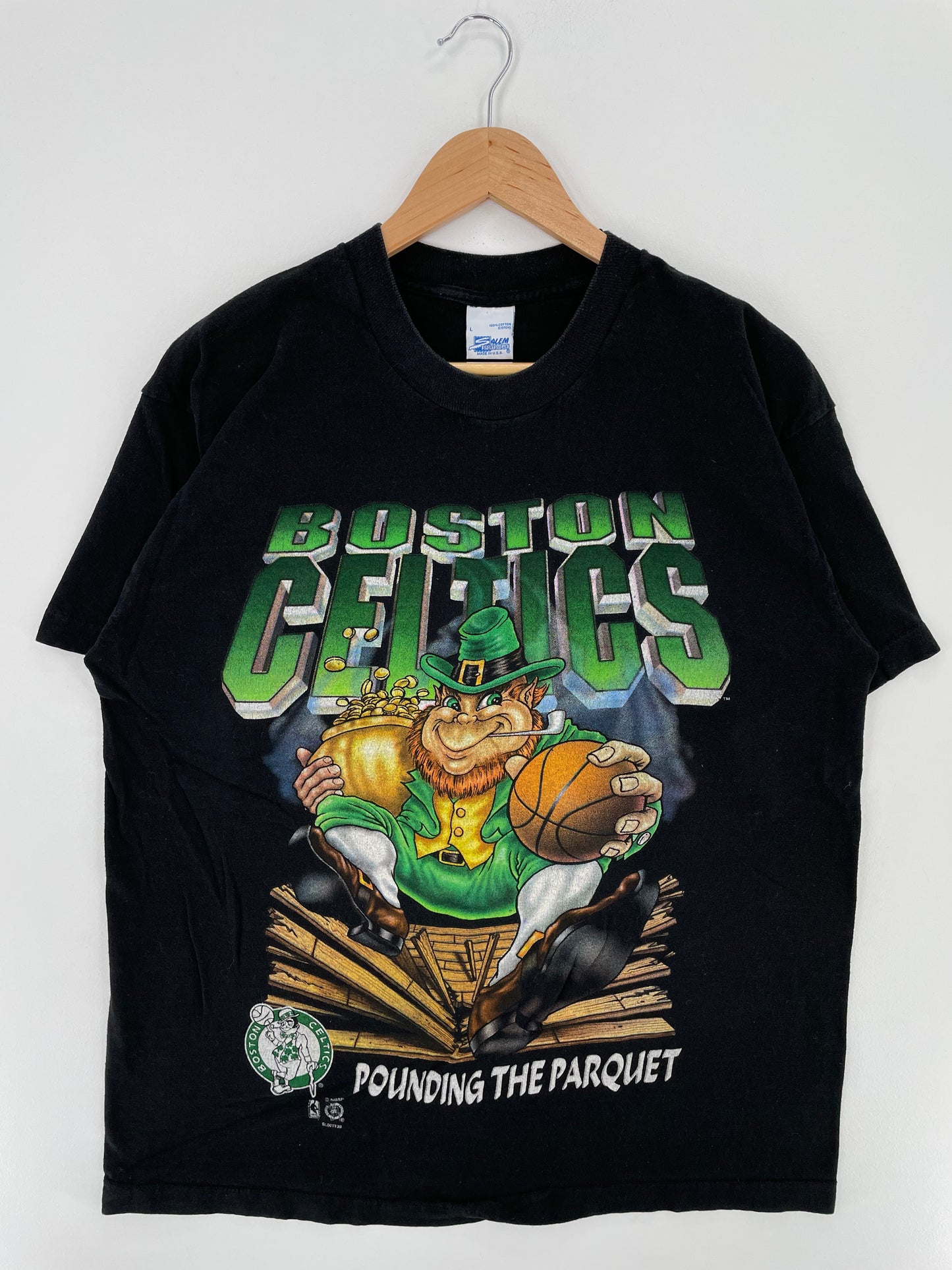 90's SALEM x BOSTON CELTICS Made in USA Size L Vintage NBA T-Shirt / A2524