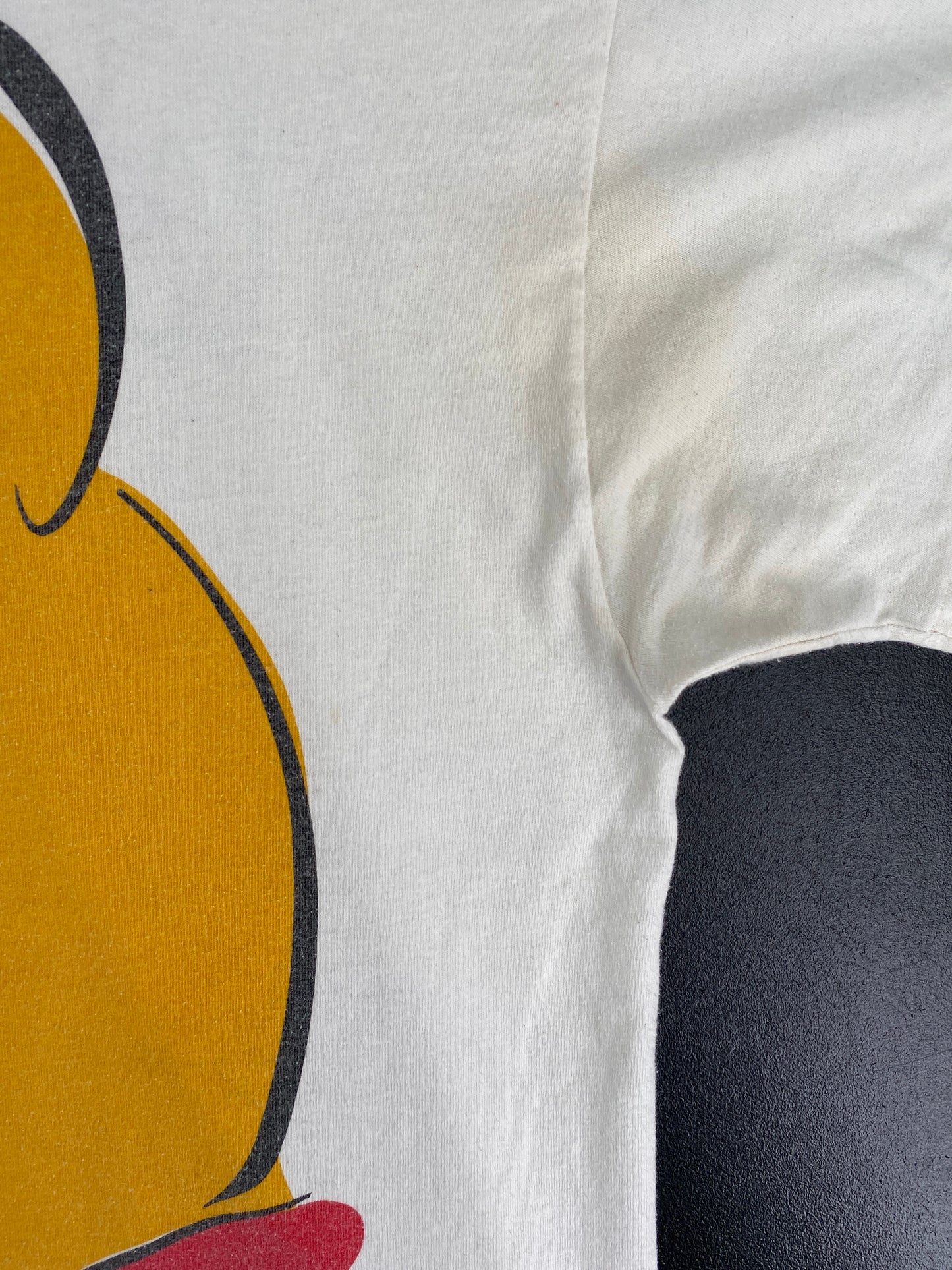 .90's WALT DISNEY WORLD POOH Made in USA Size XL Vintage T-Shirt / A5097