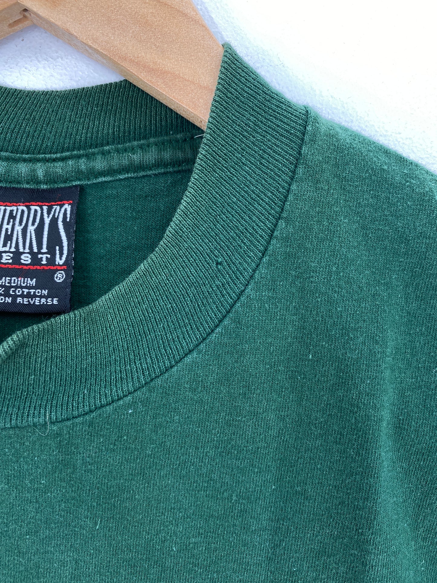 90's DISNEY FLORIDA MICKEY AND FRIENDS HIP HOP Made in USA Size M Vintage T-Shirts / A4758