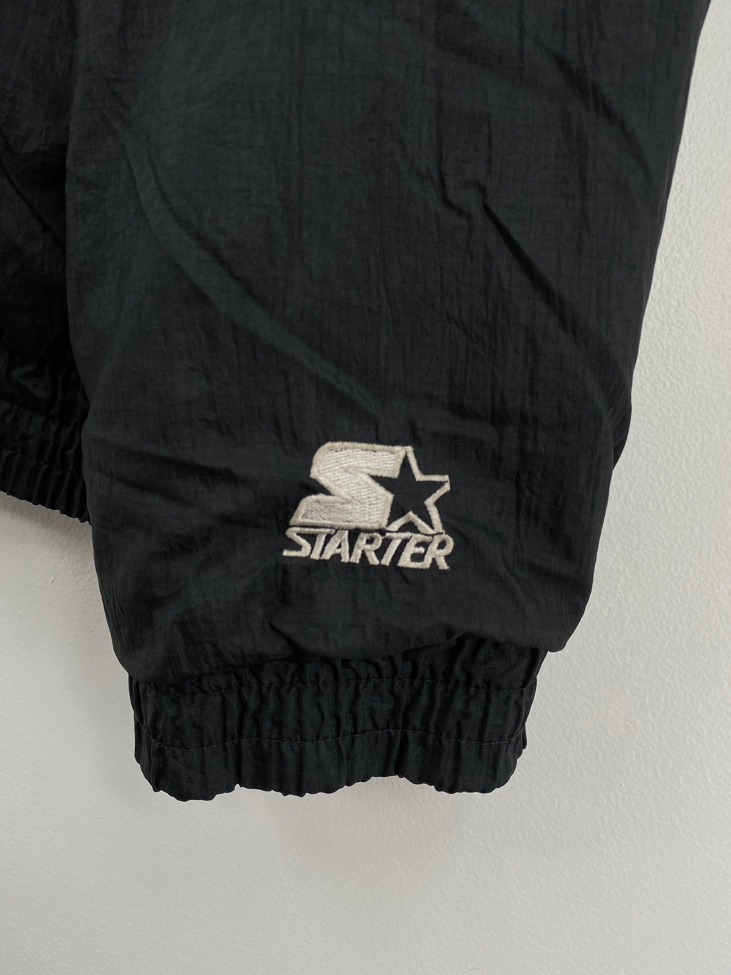 90's STARTER x CHICAGO BULLS Size XL Vintage NBA Nylon Jacket / A8762