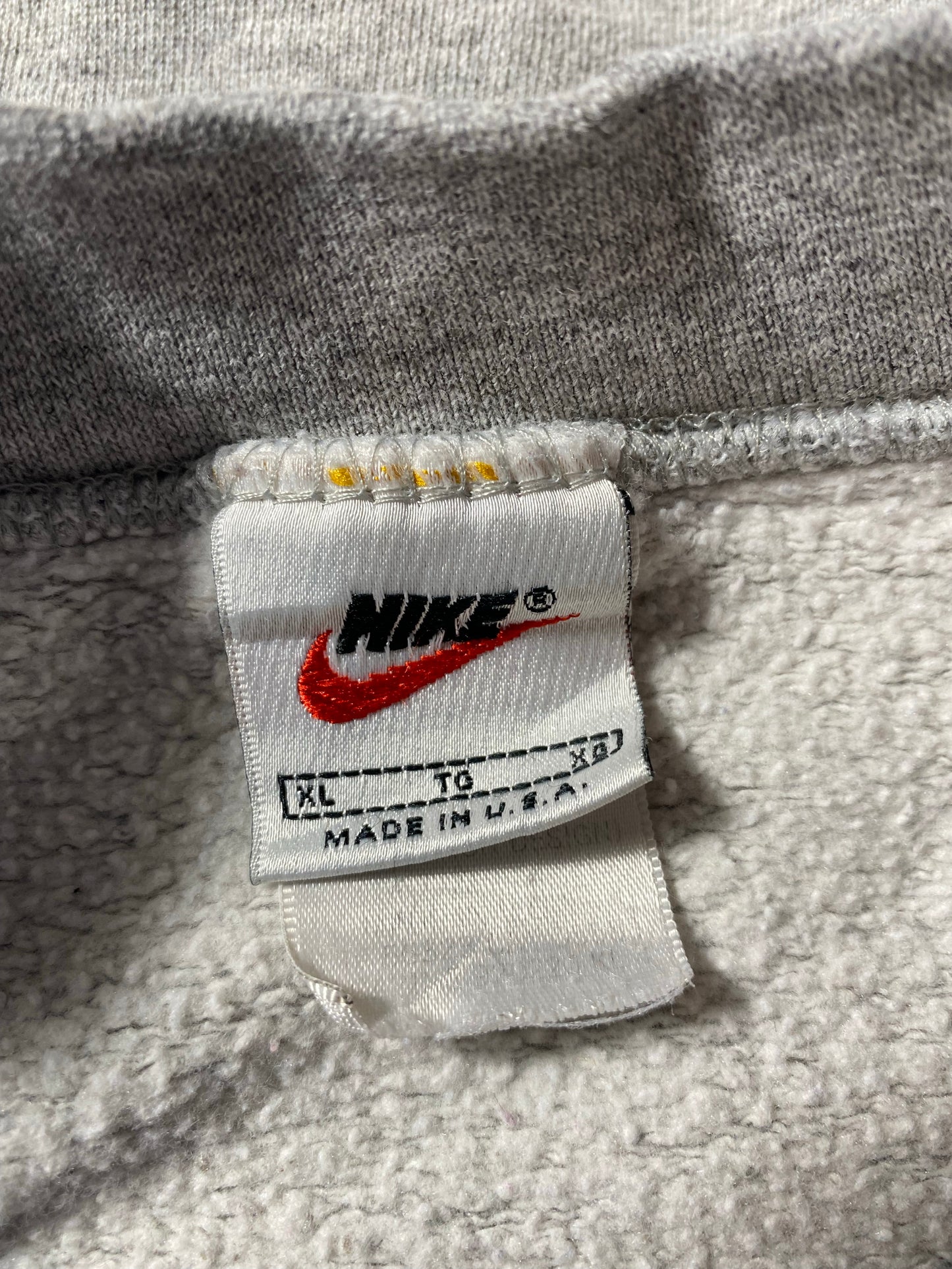 90's NIKE MICHIGAN FOOTBALL  Made in USA Size XL Vintage College Sweat shirt / K7538