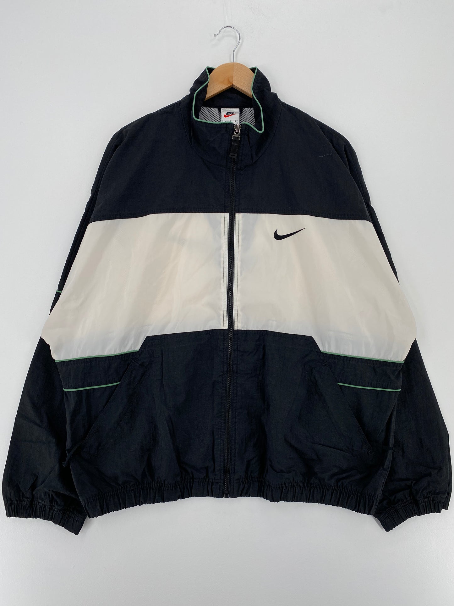90's NIKE Size L Vintage Nylon Jacket / A2035