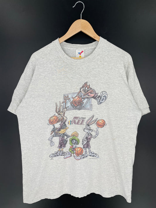1996 UTAH JAZZ x LOONEY TUNES Made in USA Size XL Vintage NBA T-shirt / A126