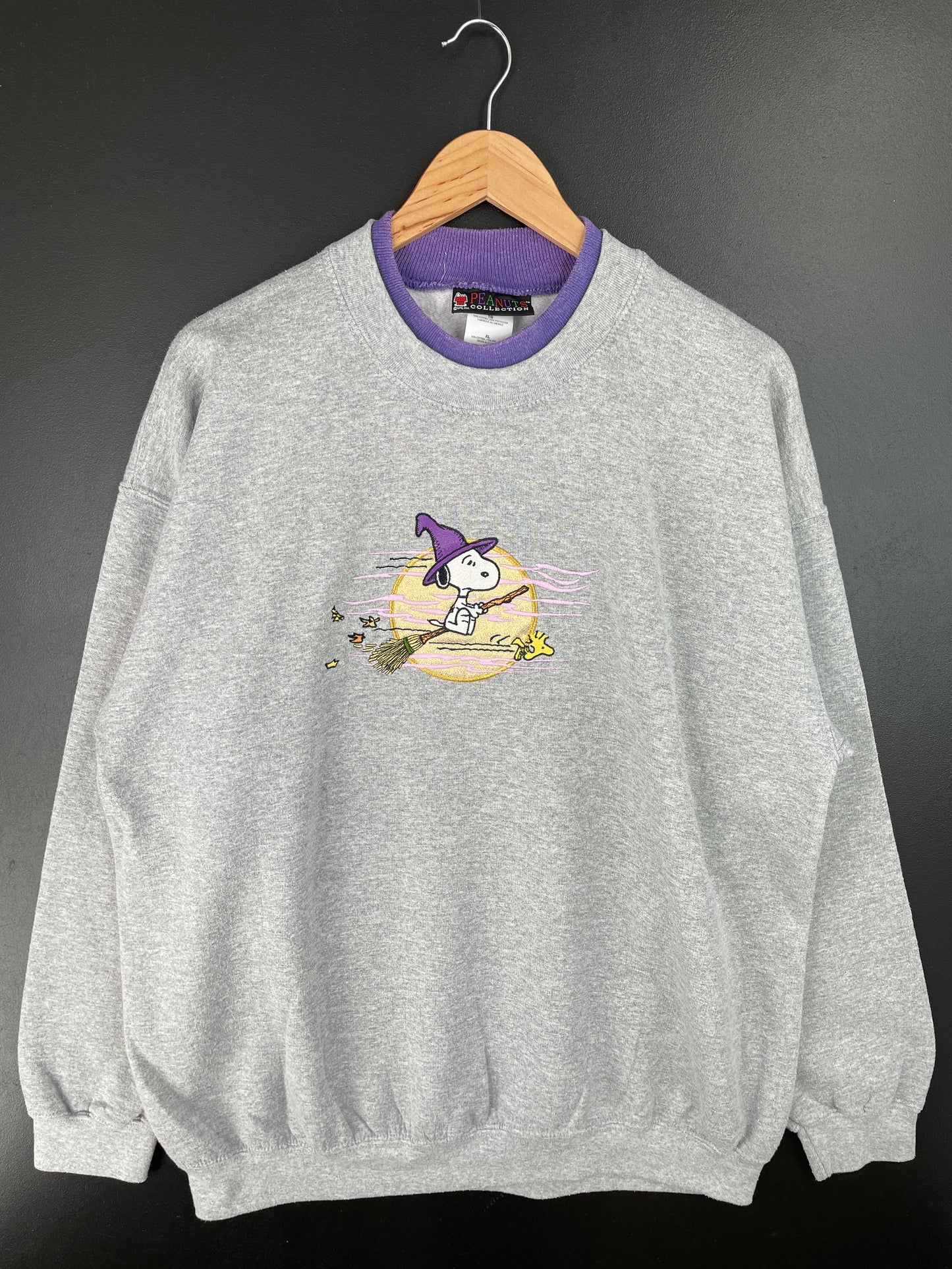 Vintage PEANUTS HALLOWEEN Size XL Sweat-shirt / A7338