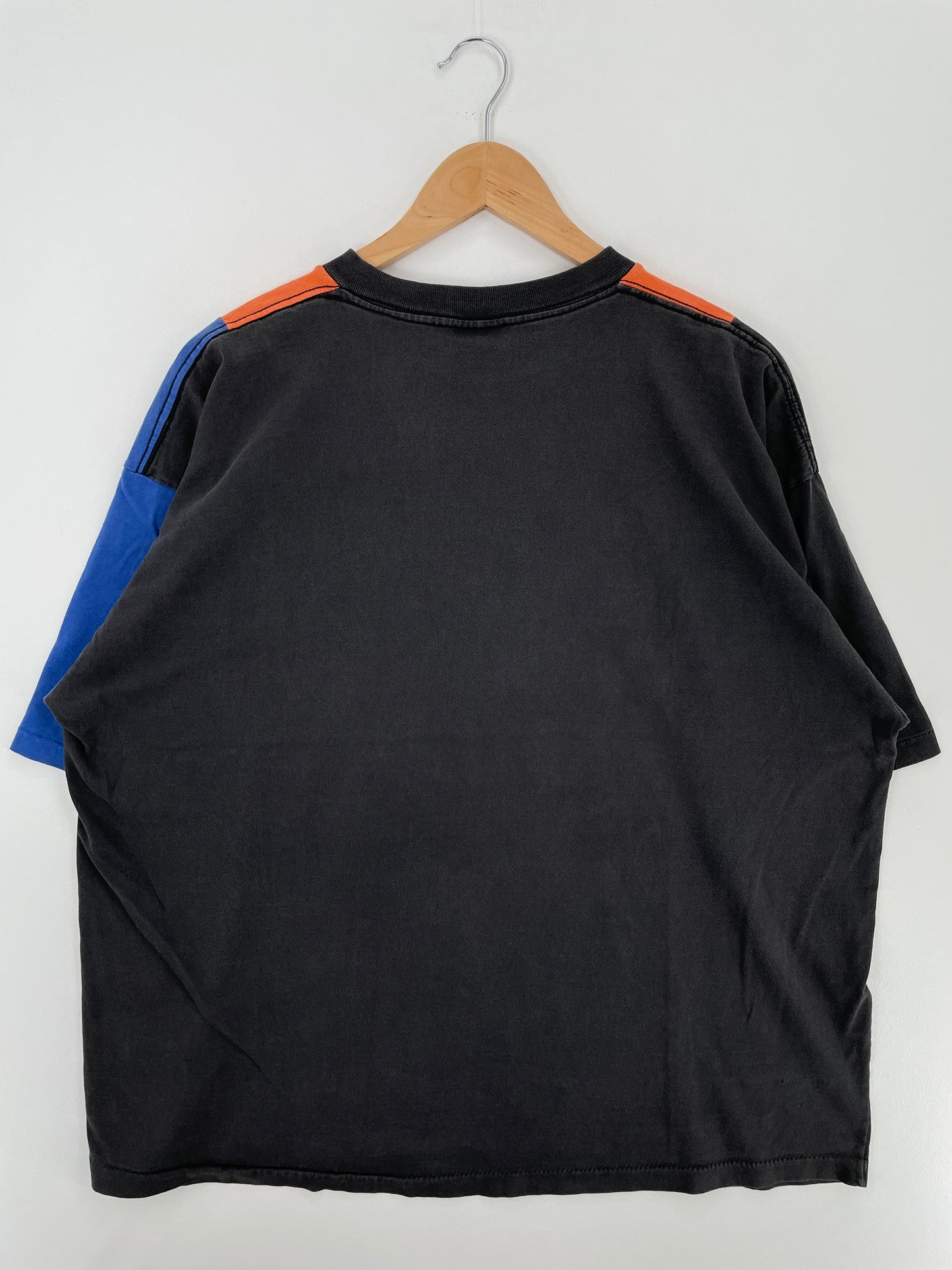 90's NEW YORK KNICKS Made in USA Size XXL Vintage NBA T-Shirt / A4489