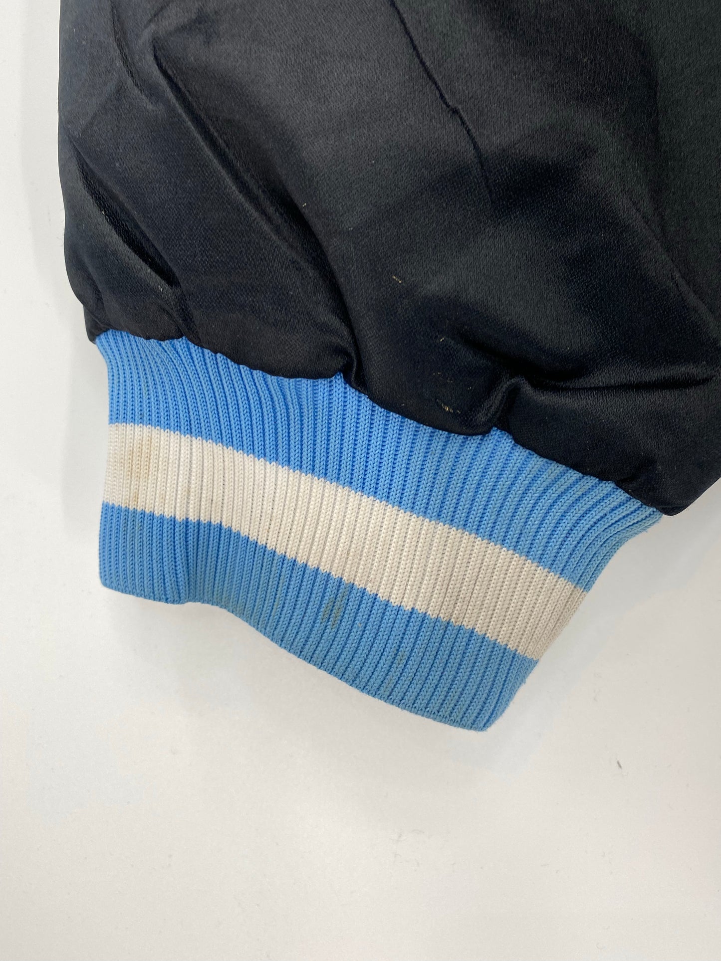 Vintage NIKE Size XL Padded Nylon Jacket  / K8028