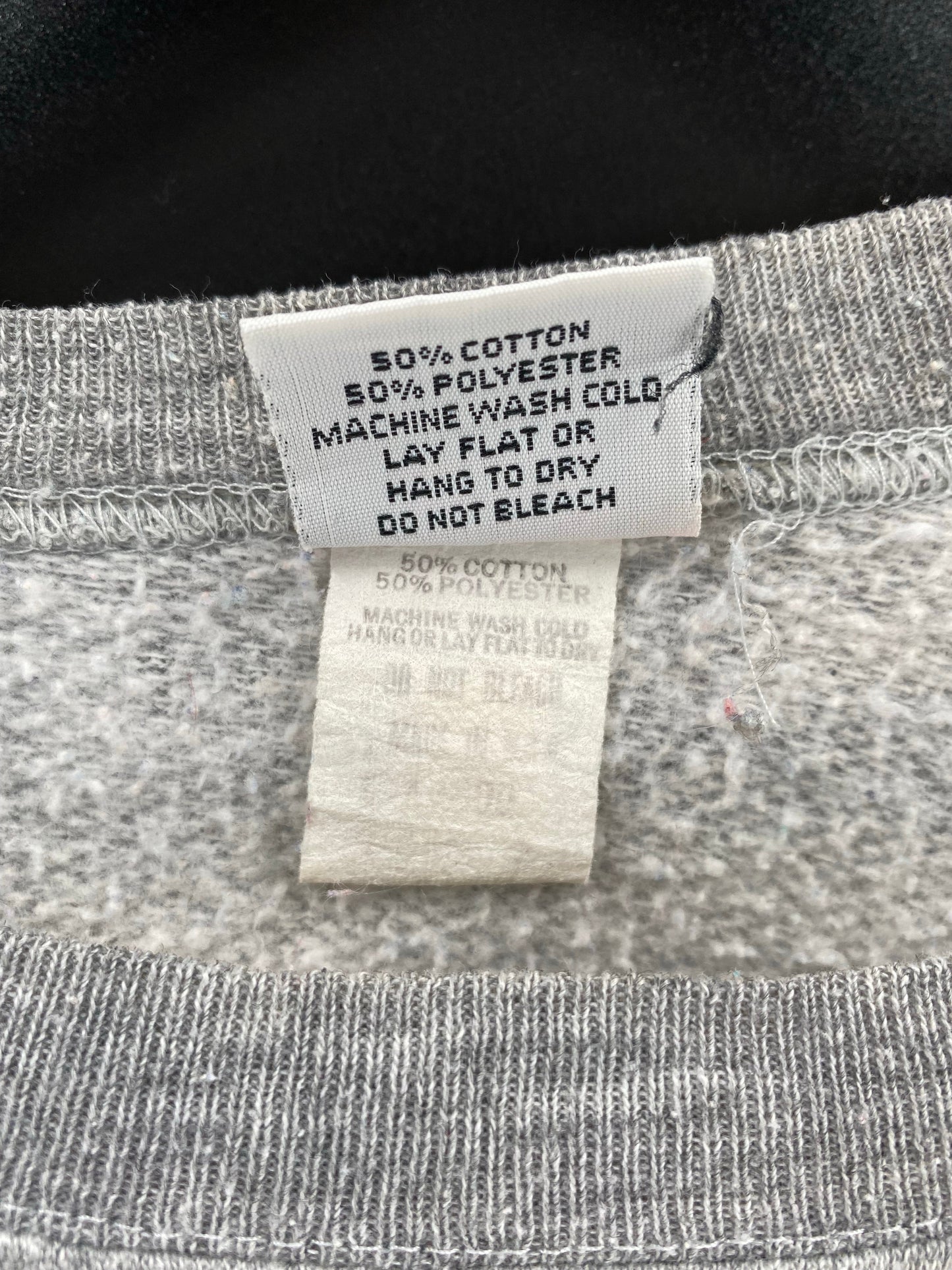 80’s GUESS Made in USA Size M Vintage Sweat-shirt / A9145