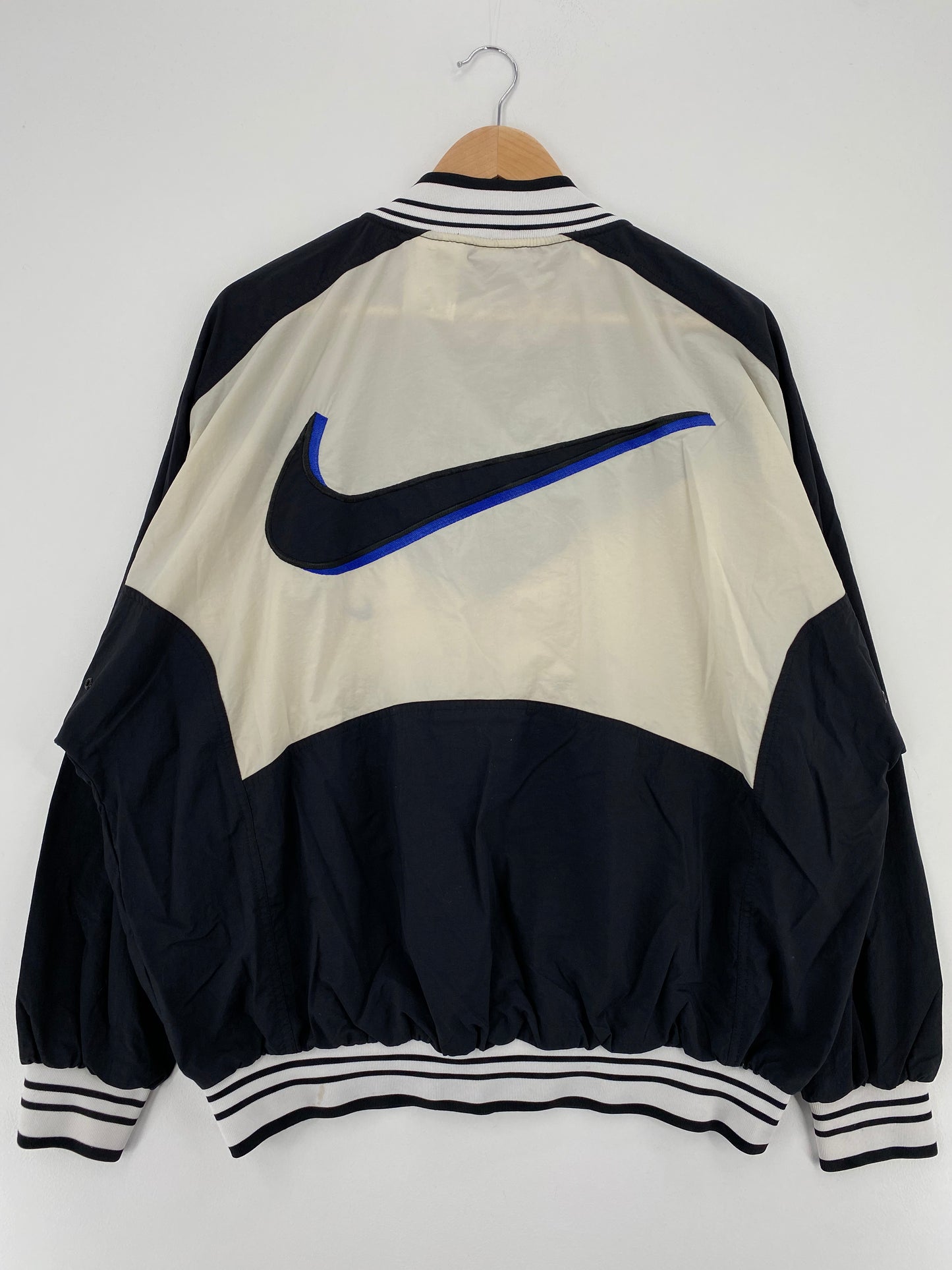 90's NIKE Size L Vintage Nylon Jacket / A2037