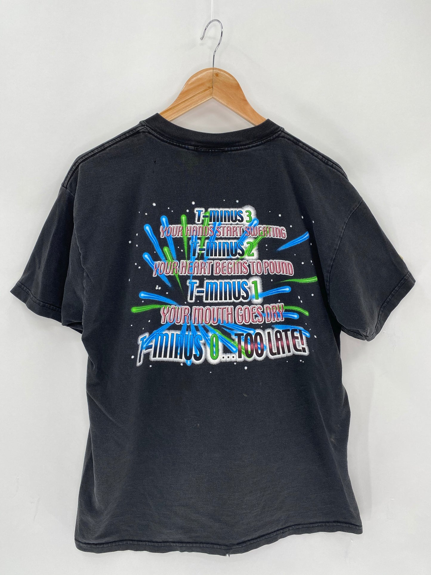 Vintage Disney Space Mountain Size L T-shirt  / 6051
