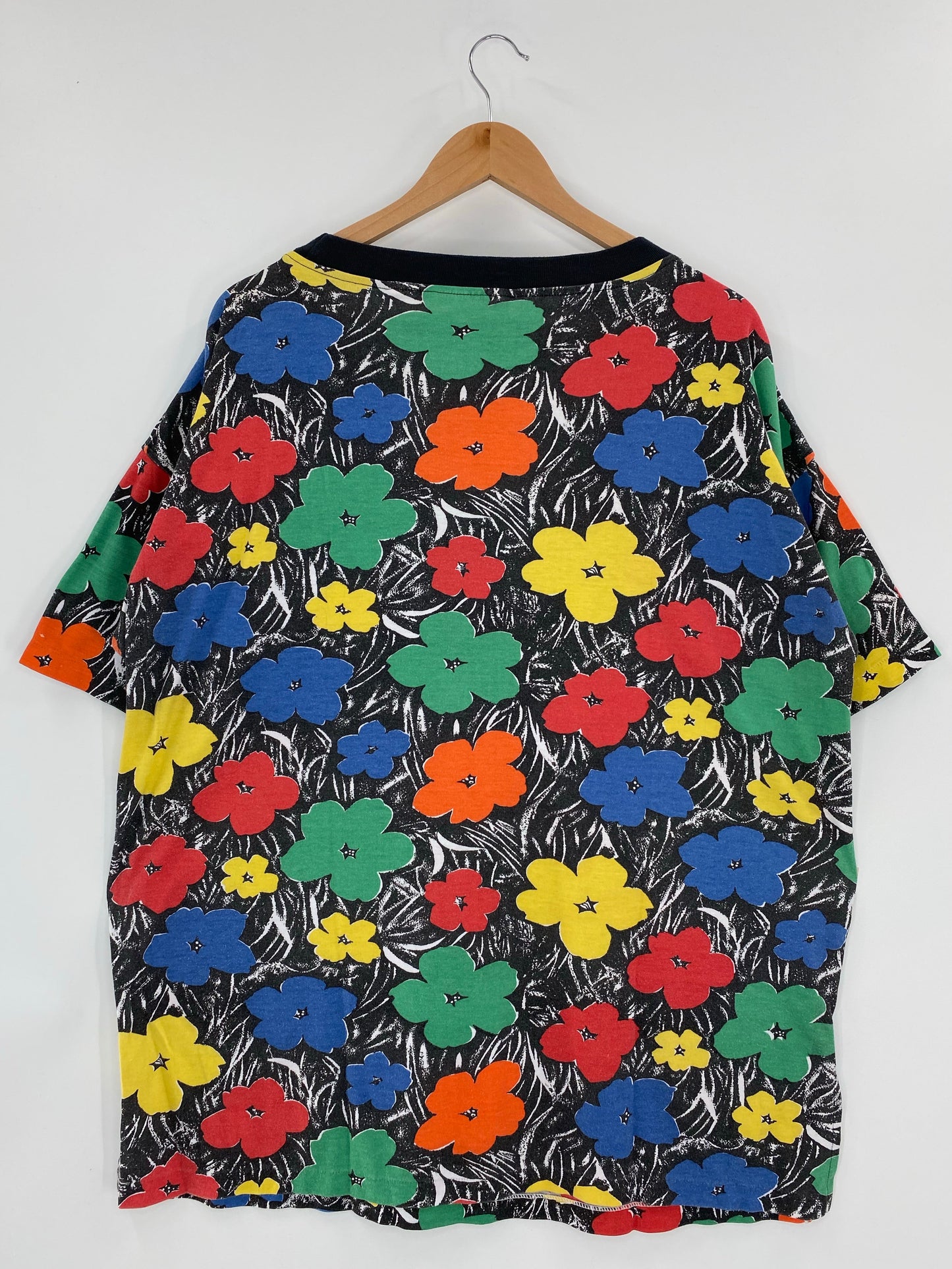 .90’s FLOWERS Size No Tag (Approx.L) T-Shirts / A5703