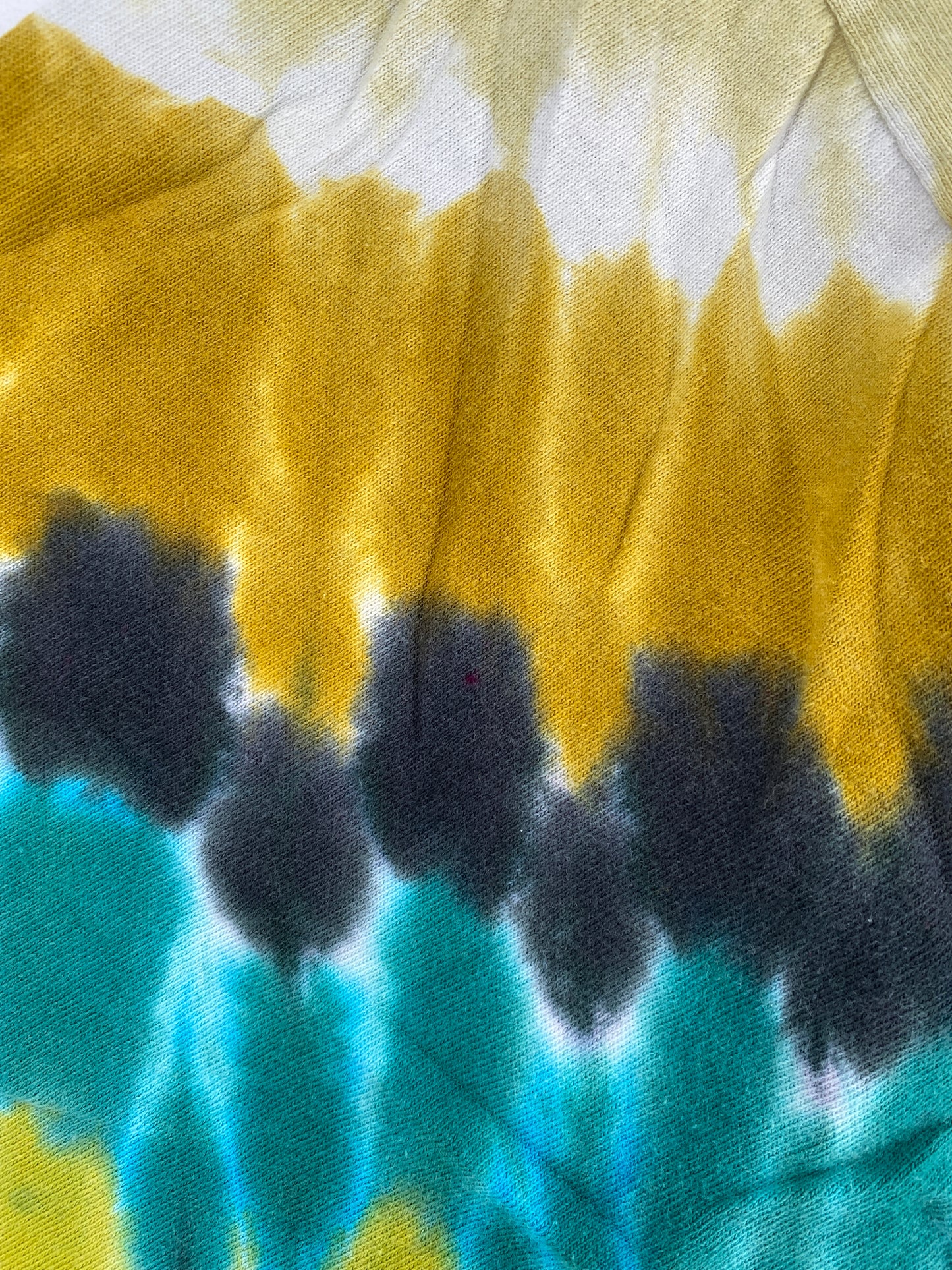 90's TIE-DYE ELEPHANT Made in USA Size XL Vintage Long Sleeve T-Shirts / A4756