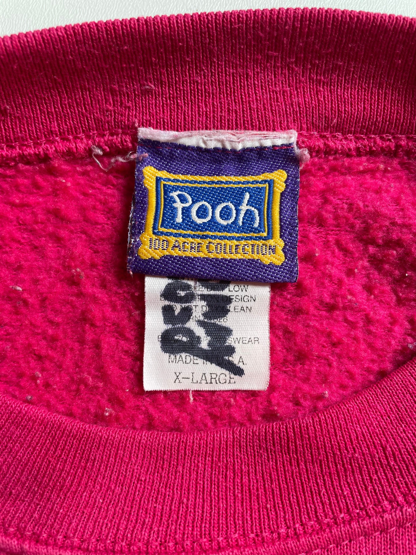 00’ DISNEY WINNE THE POOH POOH Made in USA Size XL Vintage Sweat-Shirt / E1985S