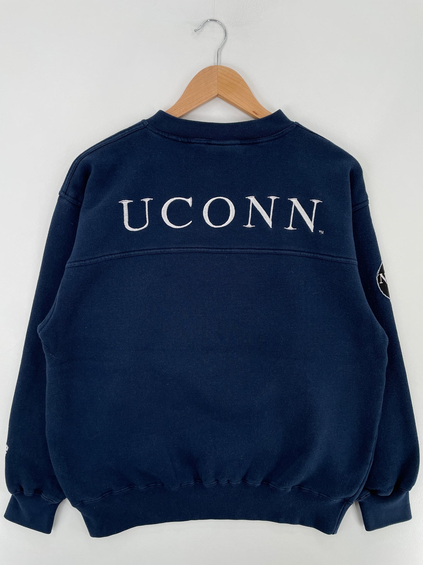 00' UCONN HUSKIES Size M Vintage College Sweat shirt / E4463S