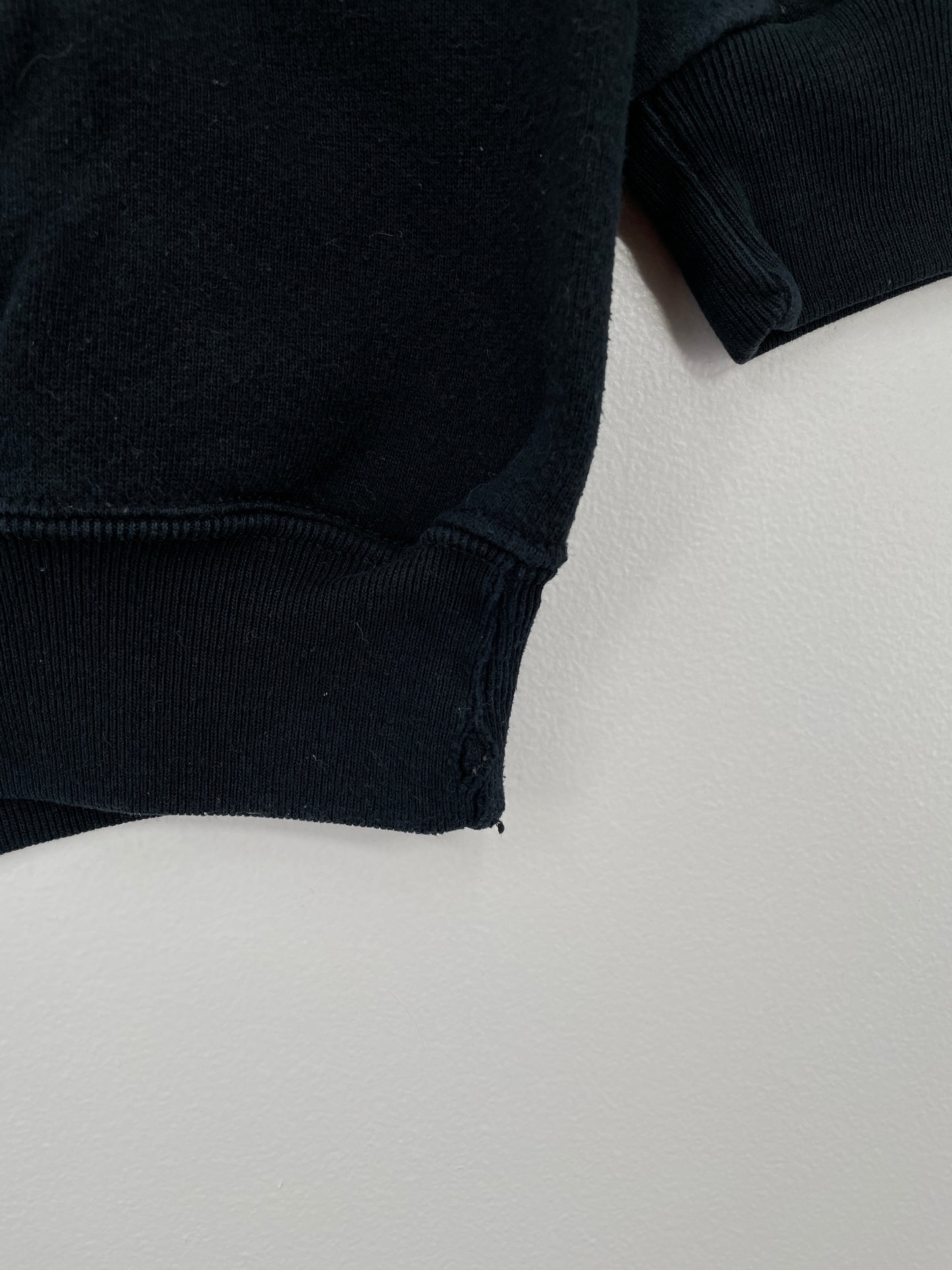 90's GUESS Made in USA Size L Vintage Sweat-Shirt / A8956