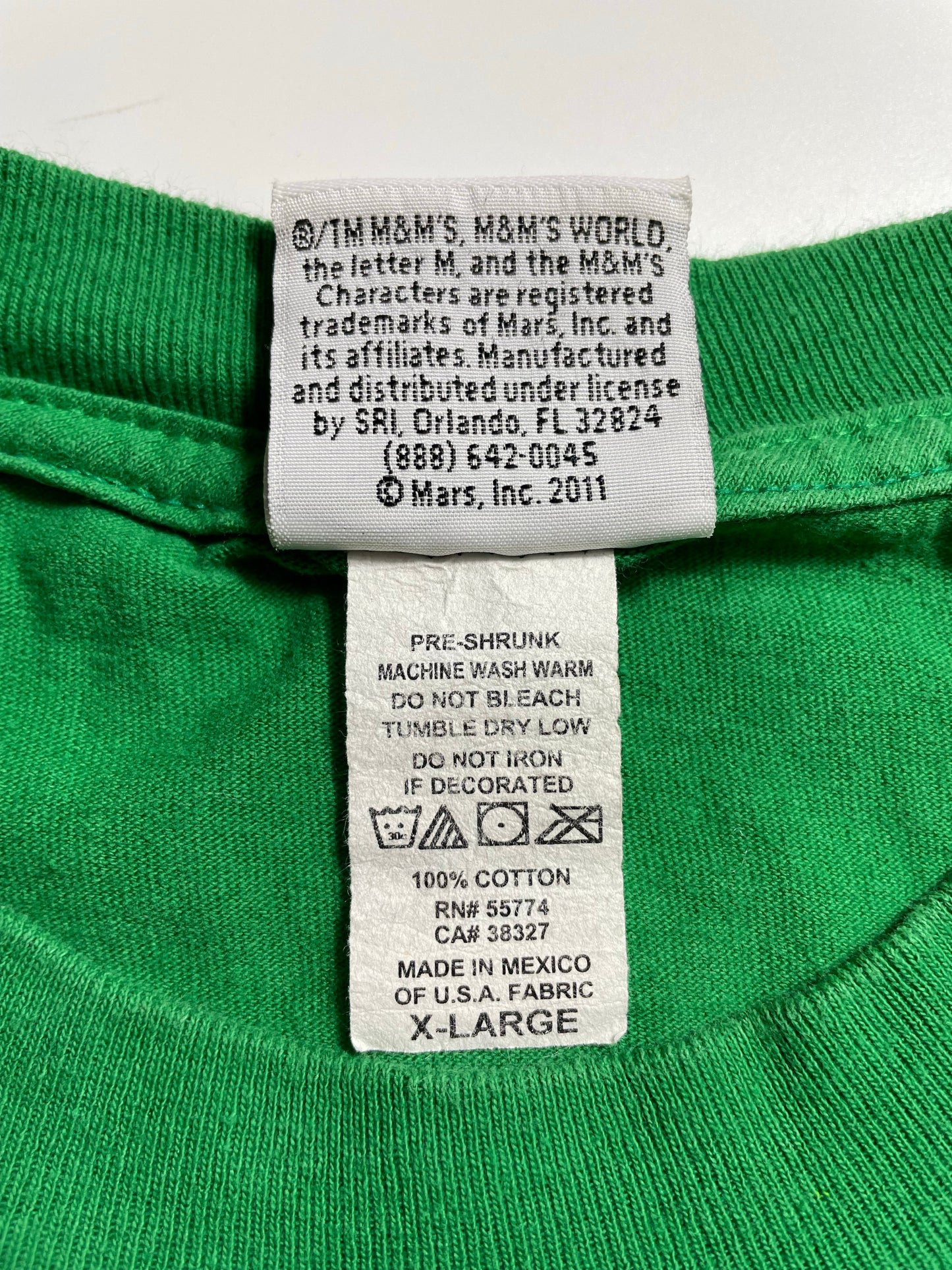 Vintage M&M'S Size XL Long Sleeve T-shirt / E937
