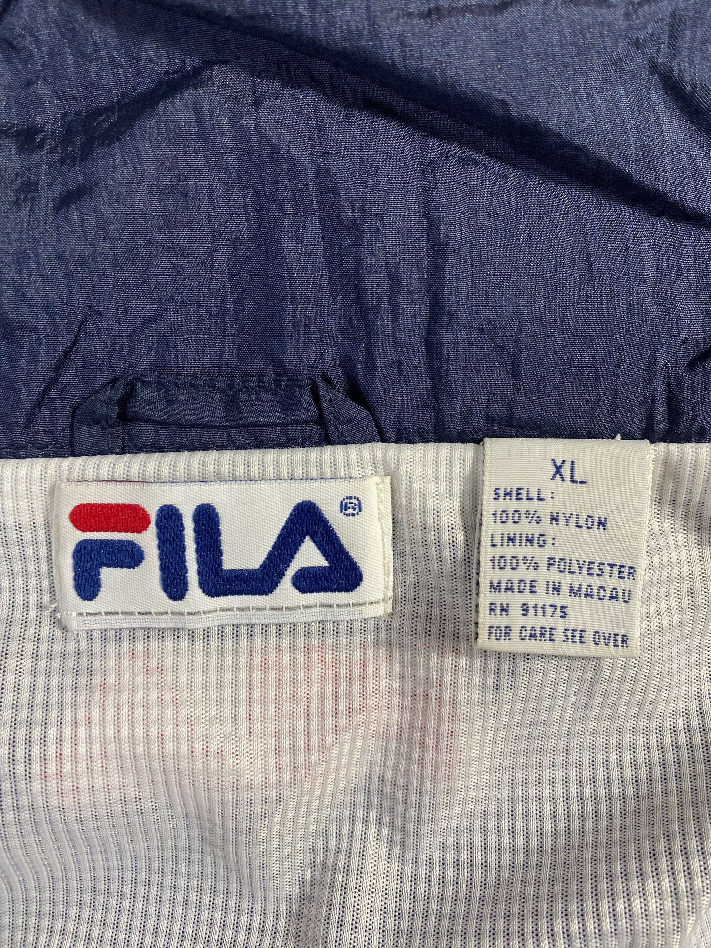 90’s FILA Size XL Vintage Nylon Jacket  / A343