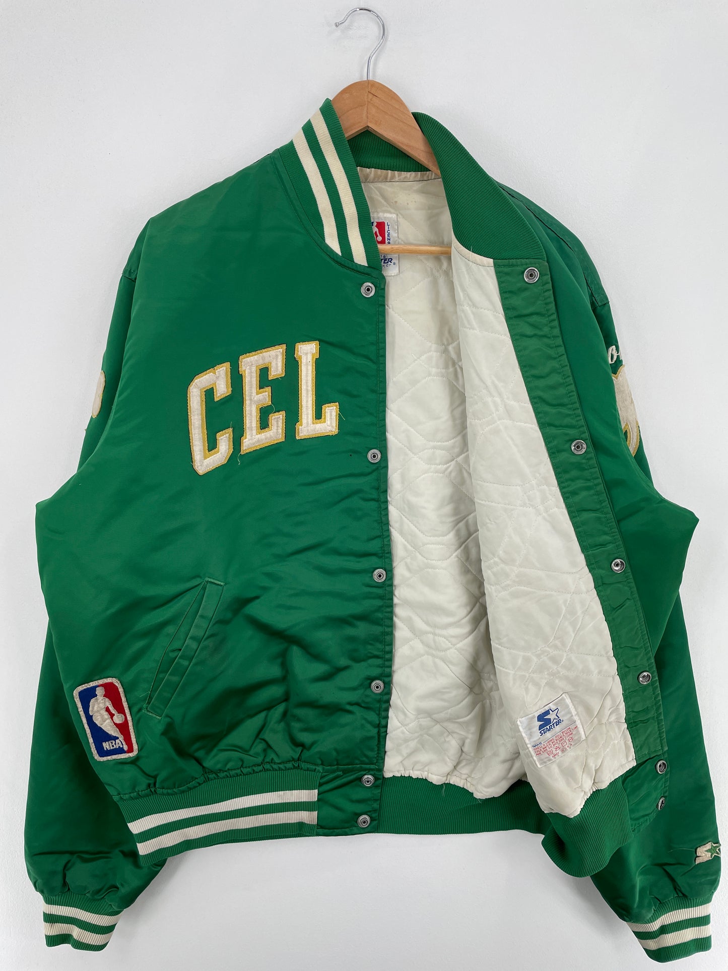 90's STARTER x BOSTON CELTICS Made in USA Size XL Vintage NBA Nylon Padded Jacket / E865