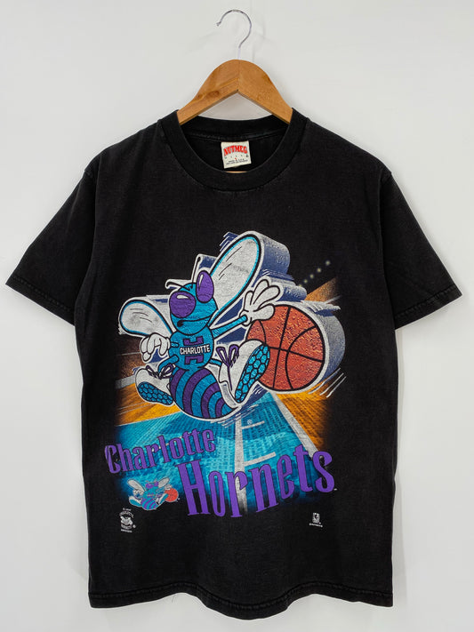 90’s CHARLOTTE HORNETS Made in USA Size L Vintage NBA T- Shirt / K4179