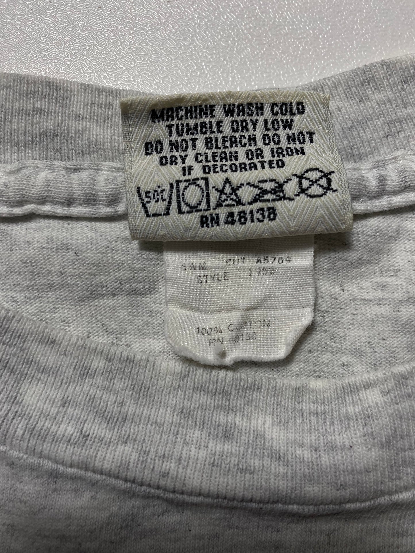 90's ORLANDO MAGIC SHAQUILLE O'NEAL Made in USA Size XL Vintage NBA T-shirt / K9850