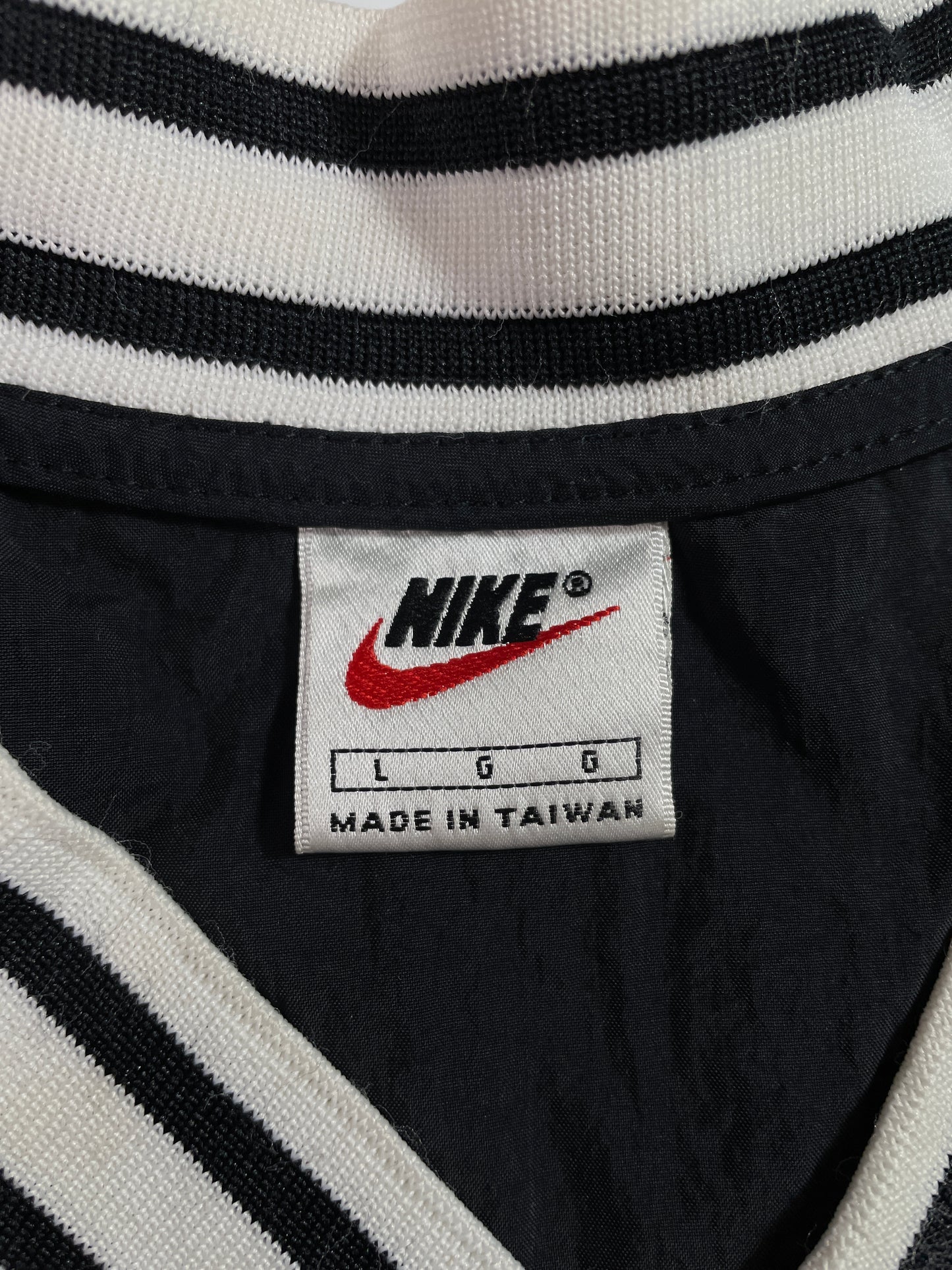 90's NIKE Size L Vintage Nylon Jacket / E2924N