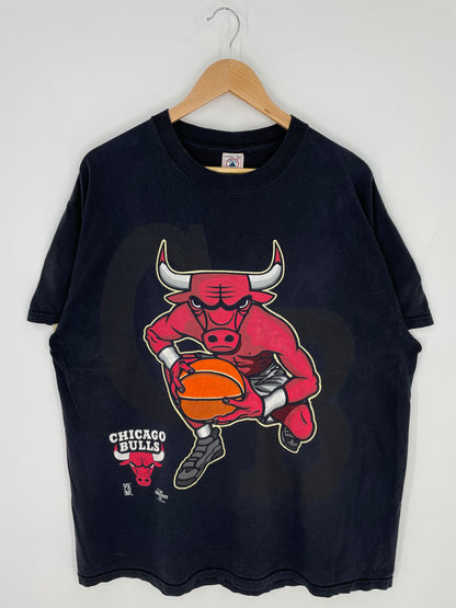 1996 CHICAGO BULLS Made in USA Size XL Vintage NBA T-shirt / A123