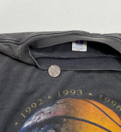 1998 Chicago Bulls Size XXL Vintage T-shirt   / 5975