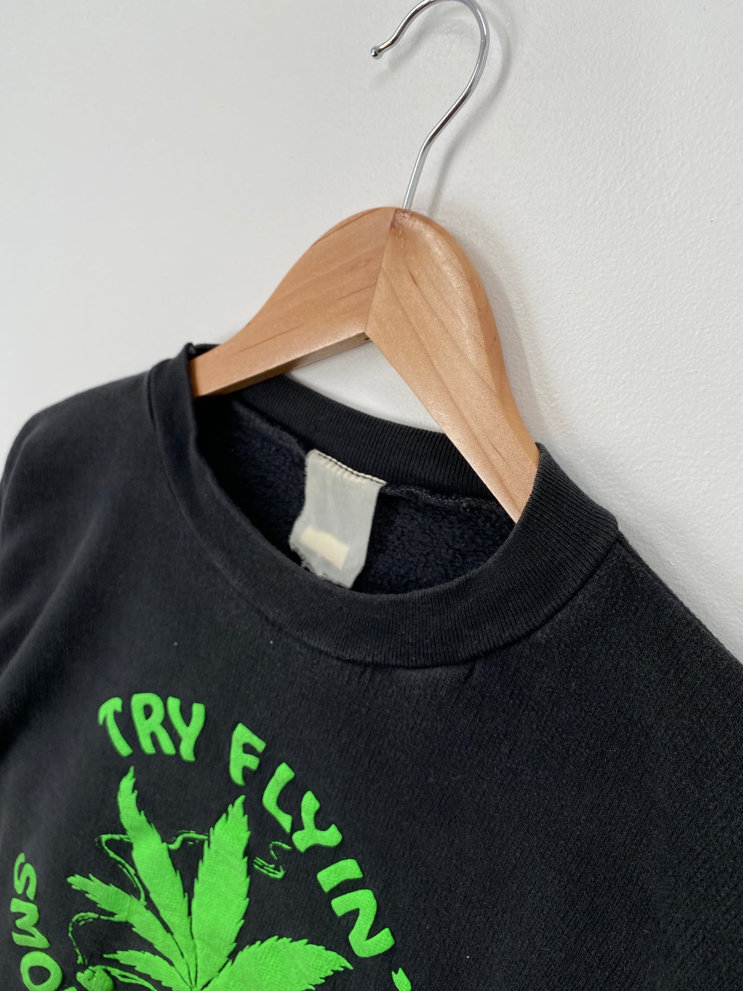 Vintage TRY FLYIN' SMOKE HAWAIIAN Size No Tag(Approx.M) Sweat-shirt / E3500S