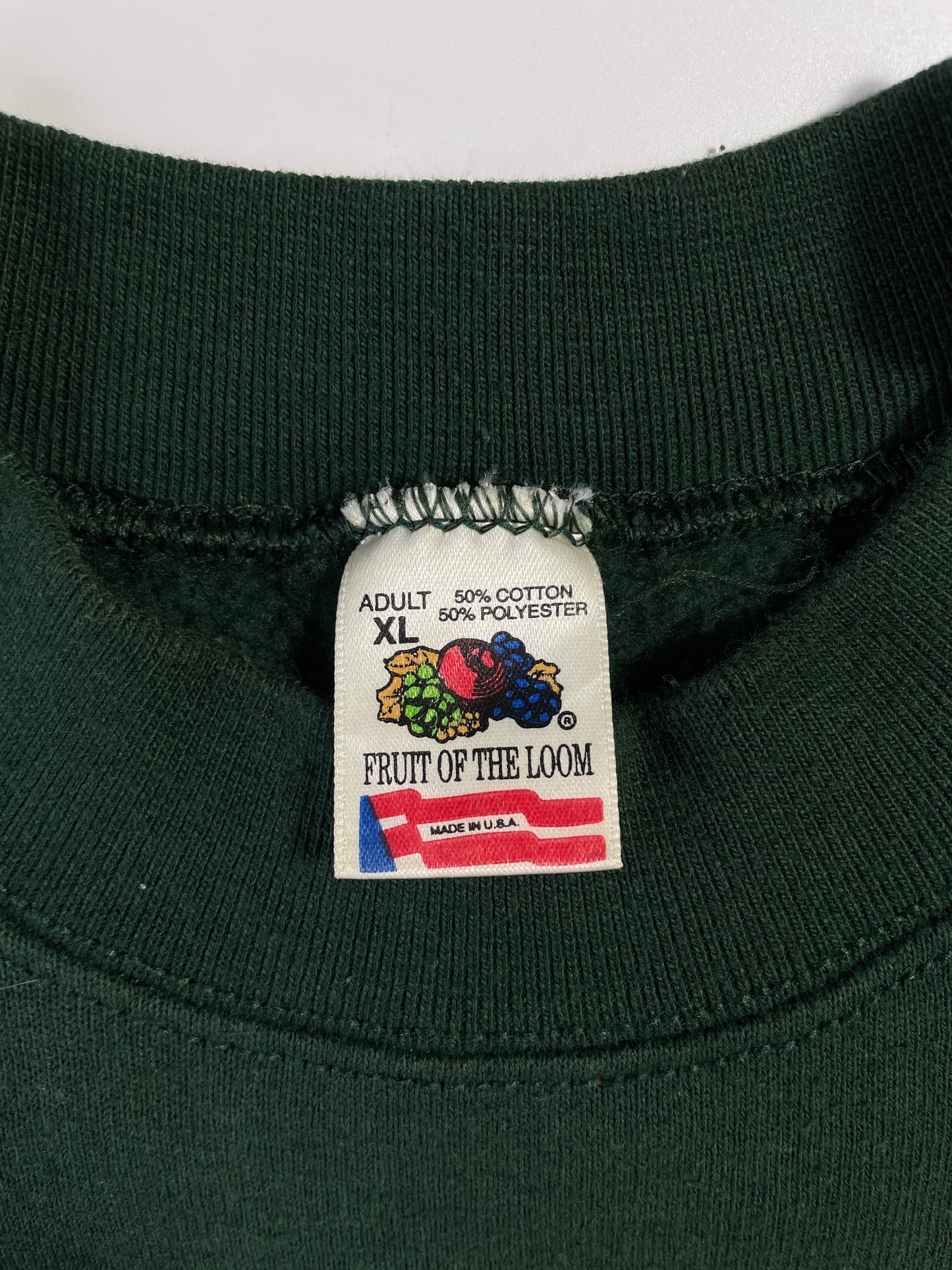 90's ALASKA Made in USA Size XL Vintage Sweat-shirt / A9542